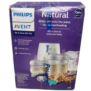 Philips Natural Response Nipple Gift Set with Snuggle Giraffe & Bottle Warmer